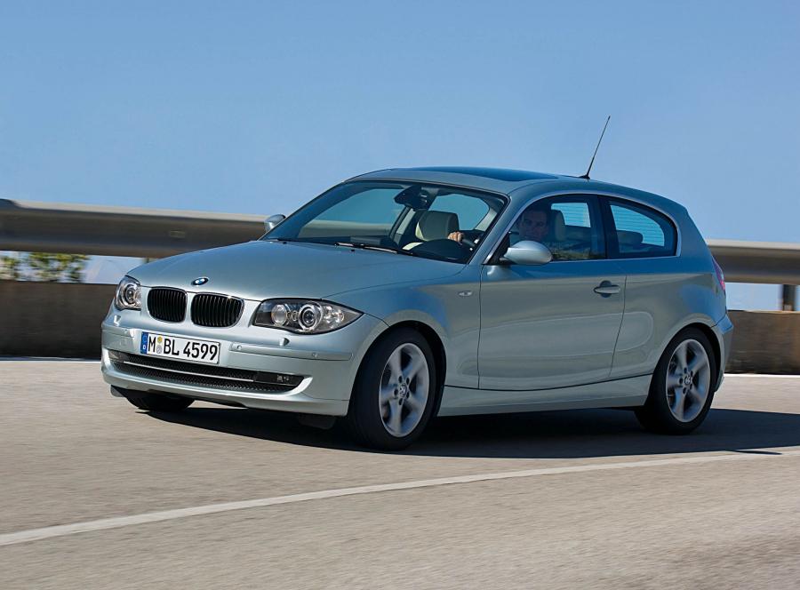  BMW 1-Series 3-Door 2005 года  (фото 31 из 51)
